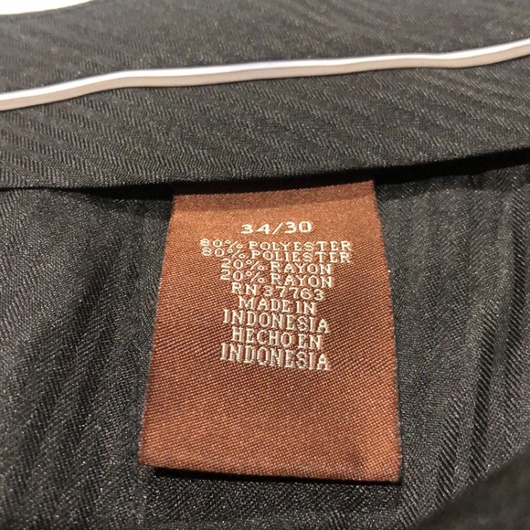 Perry Ellis - Picture 3 of 4